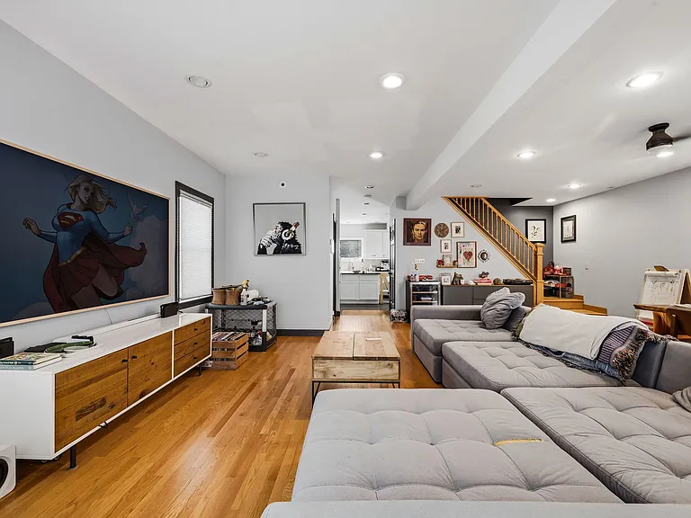 1440 Circle Ave — Photo 4