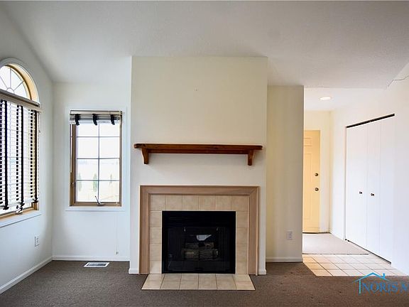 5th image of 415 Turnbury Ln