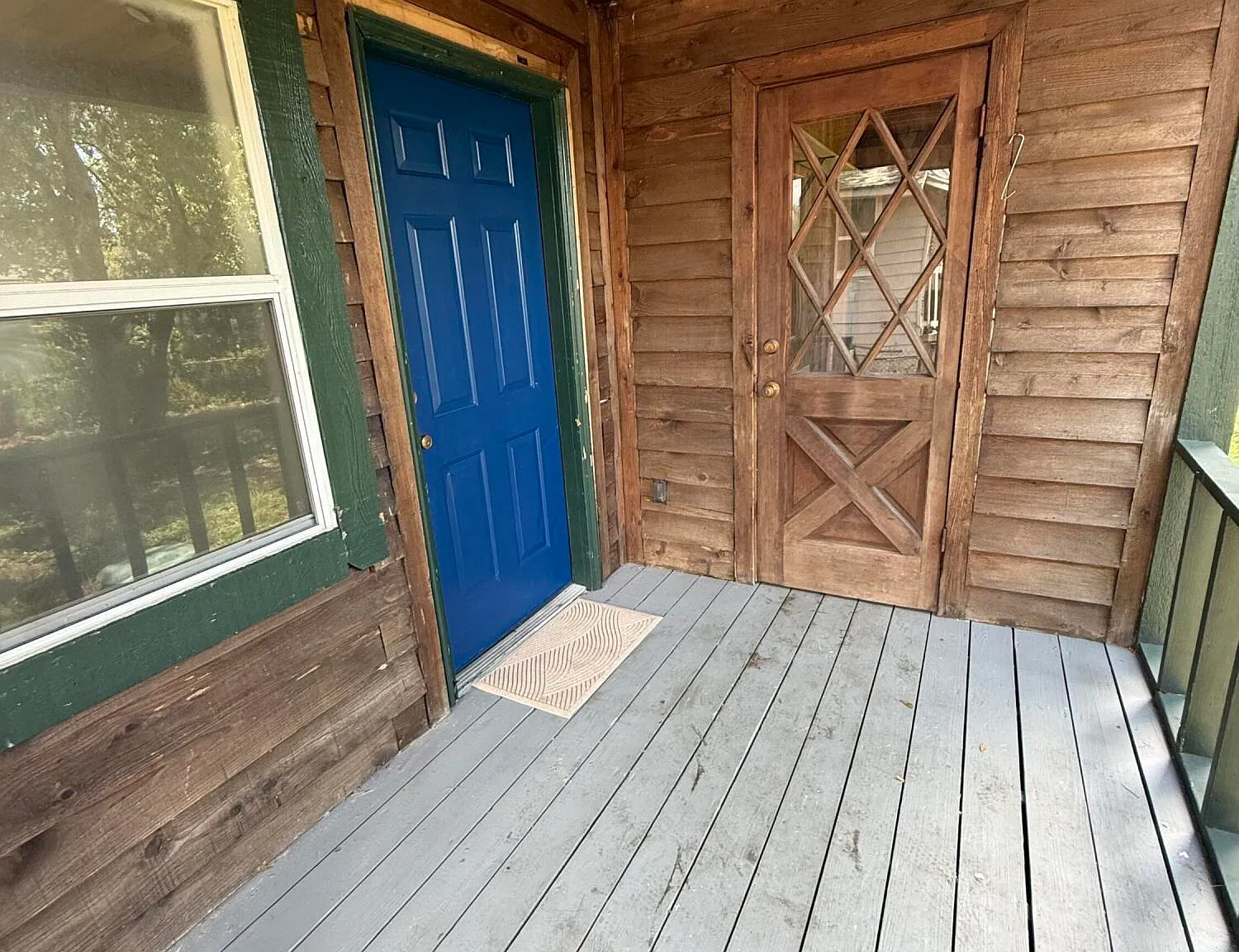 2 bed, 1.0 bath, 708 sqft, $1,250 — Photo 2