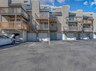 3224 E Ocean View Ave APT 10, Norfolk, VA 23518