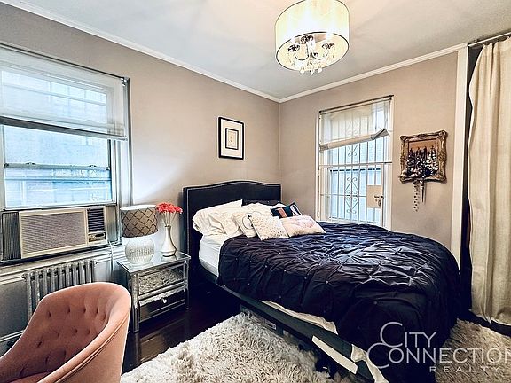 5th image of 223 E 50th St APT 4C
