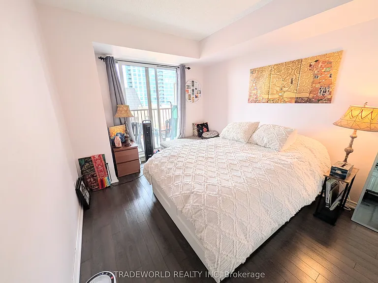 55 Harrison Garden Blvd #1206 — Photo 11