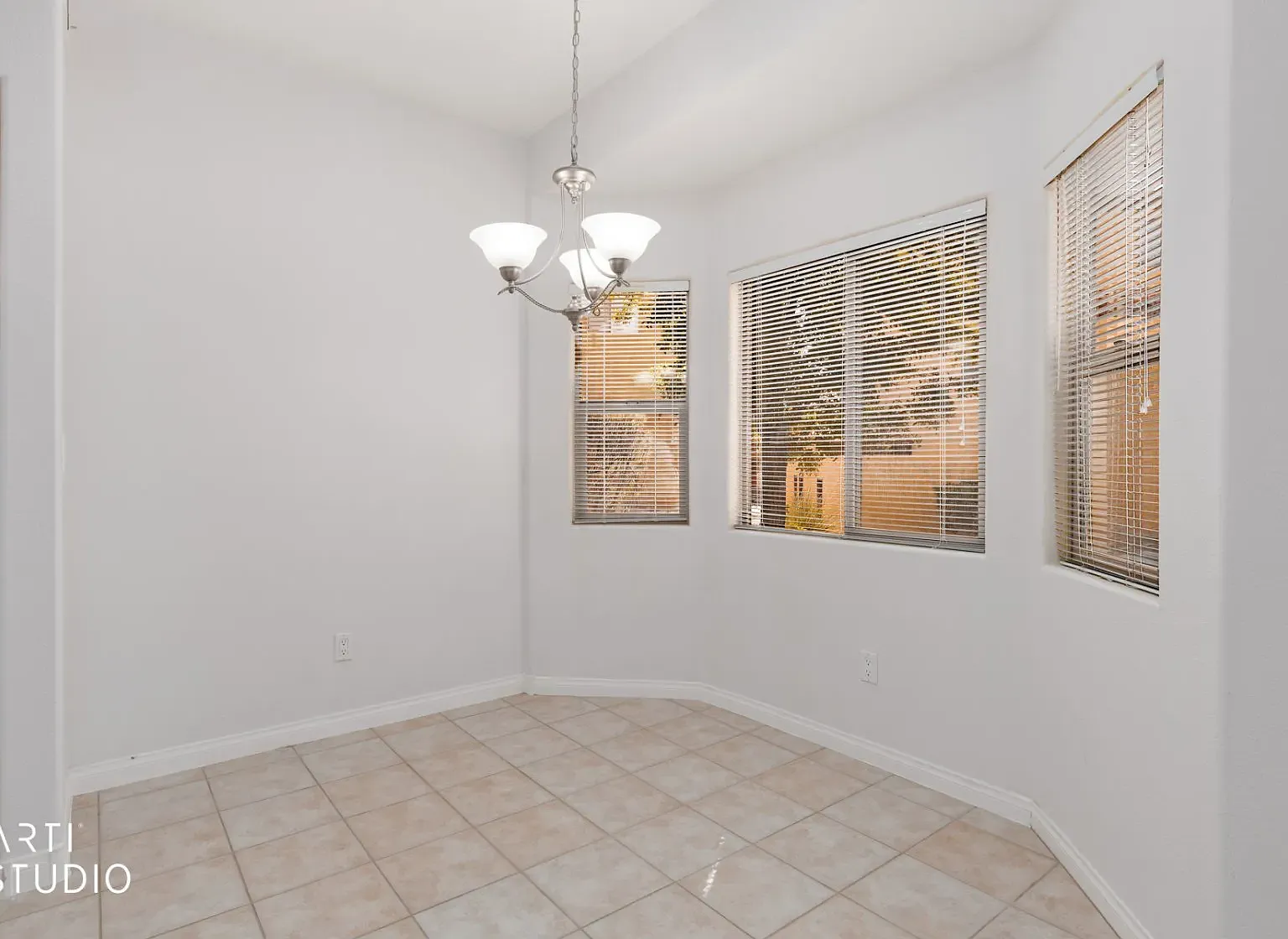 890 Kitty Hawk #911 — Photo 4