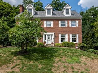 1806 Oakhurst Ct, Allison Park, PA 15101