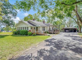 105 Rollingview St, Gadsden, AL 35903