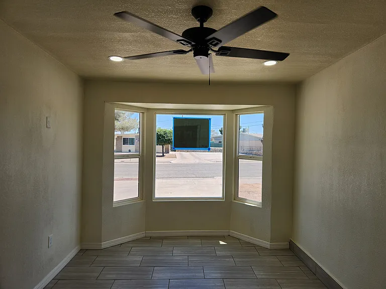 8129 Staghorn Dr — Photo 7