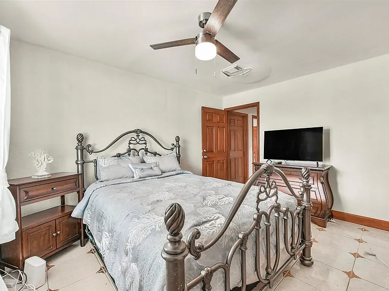 2417 Gerol Dr — Photo 23