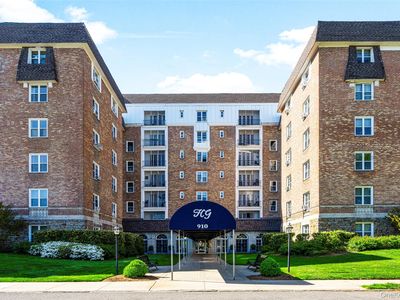910 Stuart Avenue #4L, Mamaroneck, NY, 10543