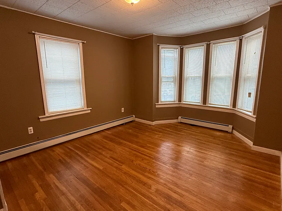 117 E Haverhill St #1