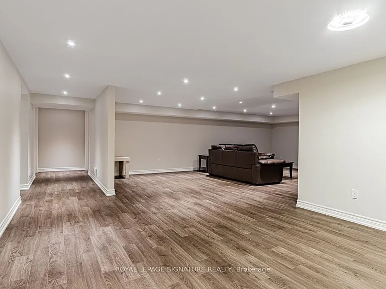 7 Blaine Dr — Photo 27