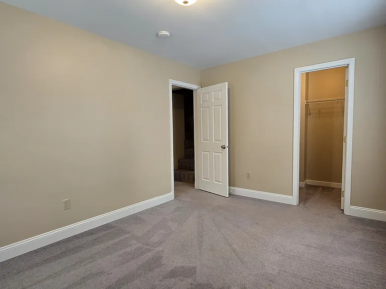 833 S 112th St #5 — Photo 5