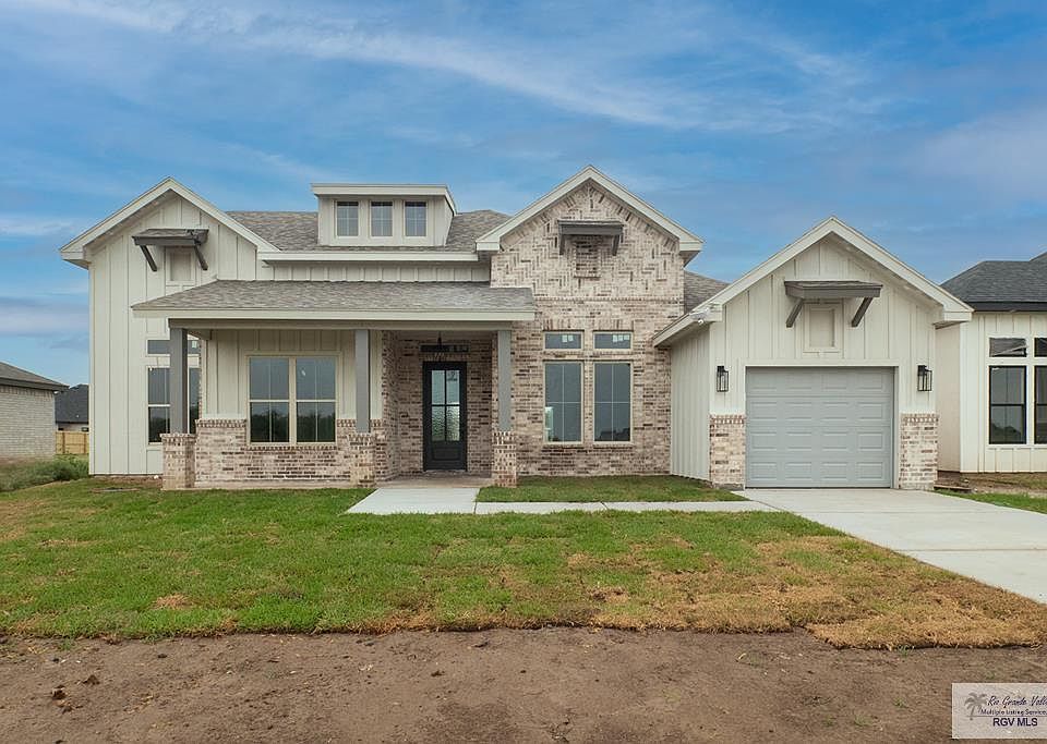 1st image of 32813 Nayeli St
