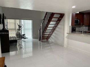 9433 Fontainebleau Blvd APT 209, Miami, FL 33172