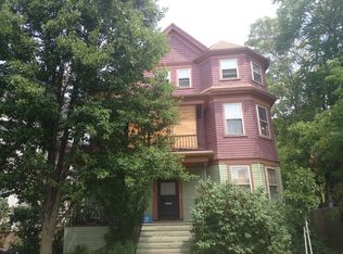 11 Barbara St, Jamaica Plain, MA 02130
