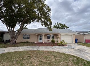 4220 Newbury Dr, New Port Richey, FL 34652