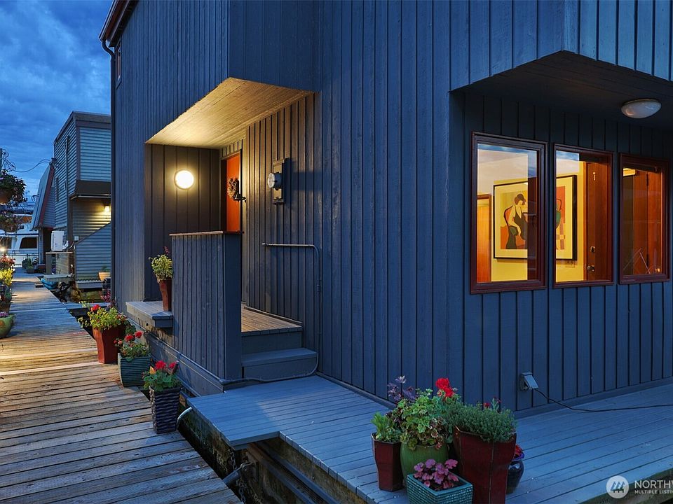 1st image of 2727 Fairview Avenue E #4