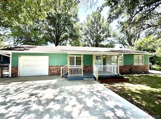 110 SE 5th St, Checotah, OK 74426