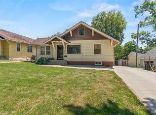 4604 Waveland Ct, Des Moines, IA 50312