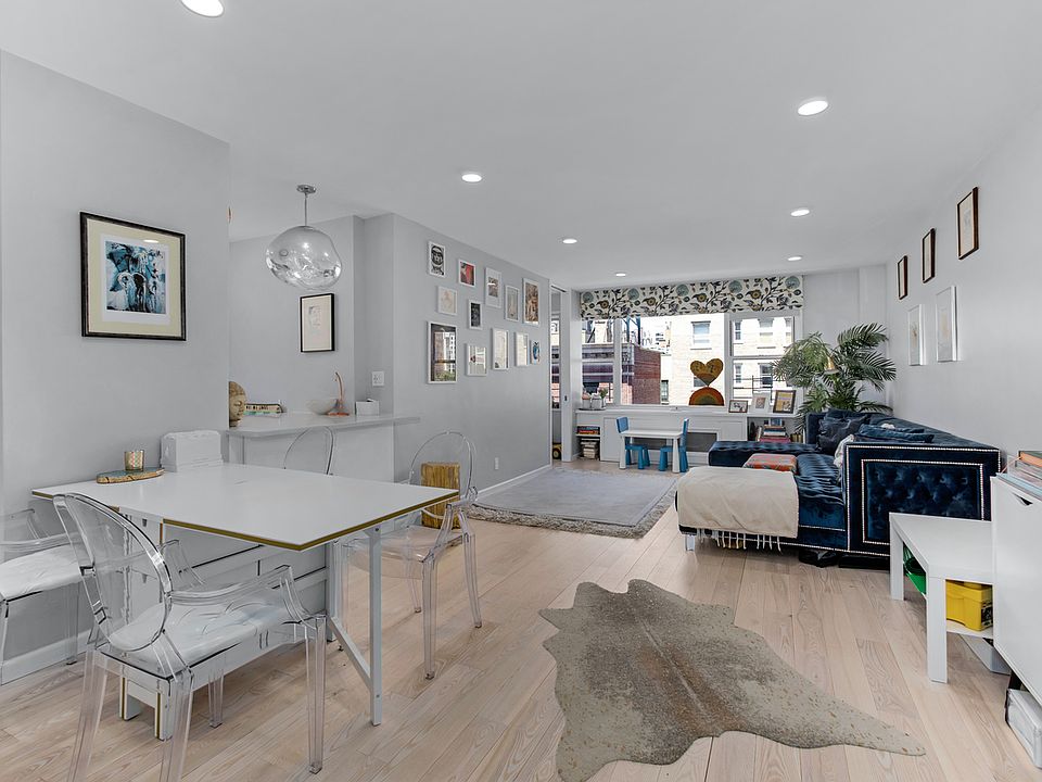 1st image of 130 E 63rd St #10AA
