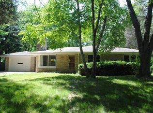 5605 S Frances Ave, New Berlin, WI 53151
