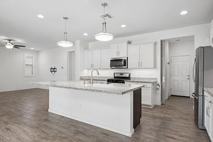10445 E Tesla Ave — Photo 8