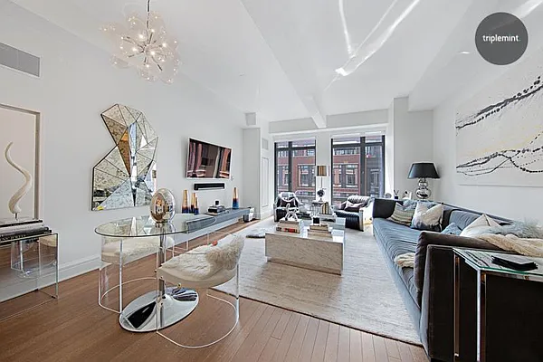 Sold by Triplemint | media 14