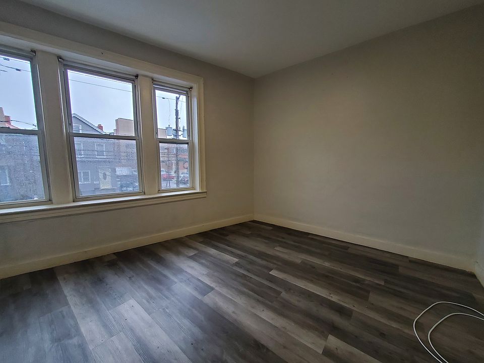 2nd image of 237 Fowler Ave #5E