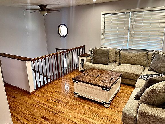 Living area 1 