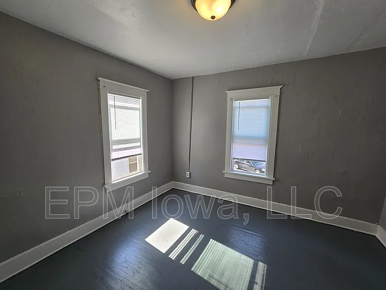 1703 Lafayette St — Photo 12