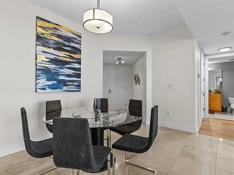331 Cleveland St #2102 — Photo 11