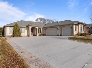 519 N Bluff West Dr, Moses Lake, WA