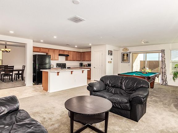 5th image of 37042 N Yellowstone Dr