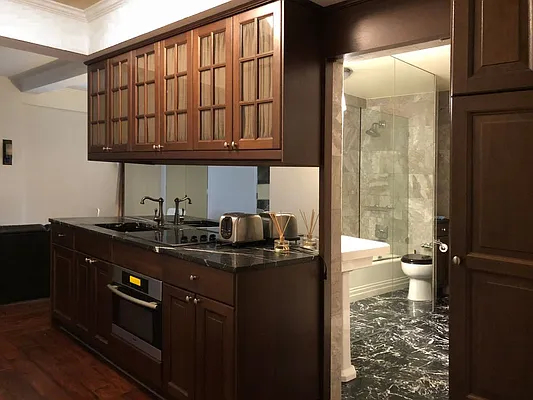 Rented by MOTION New York | media 8