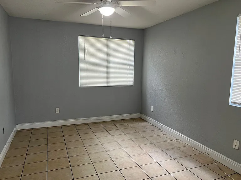 1237 SW 46th Ave #801 — Photo 9