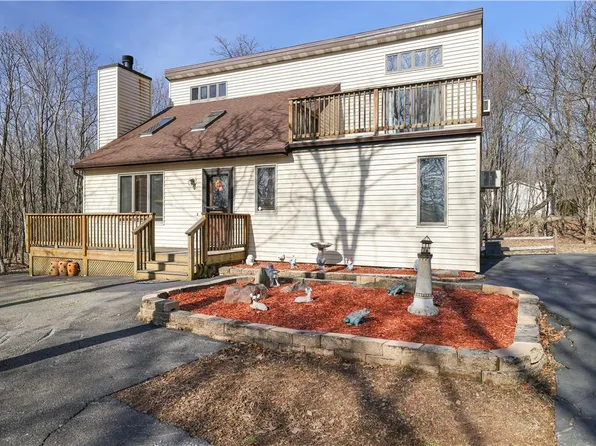 124 Long View Dr, Albrightsville, PA 18210