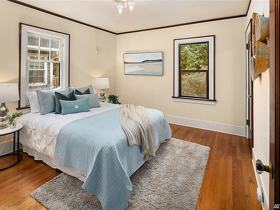 4th image of 5034 7th Ave NE