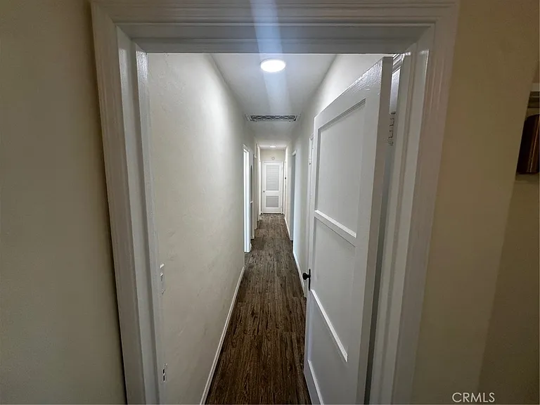 2151 N Altadena Dr — Photo 13