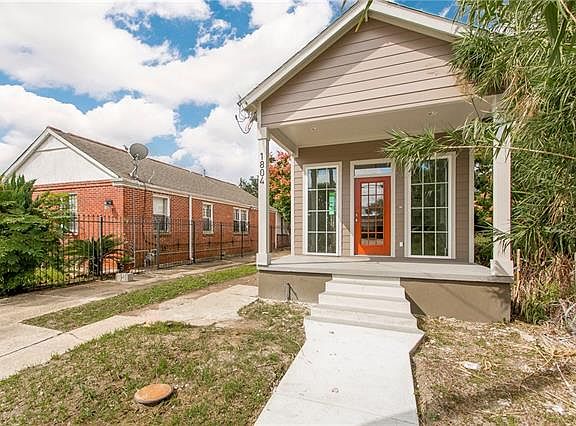3rd image of 1804 Louisa St