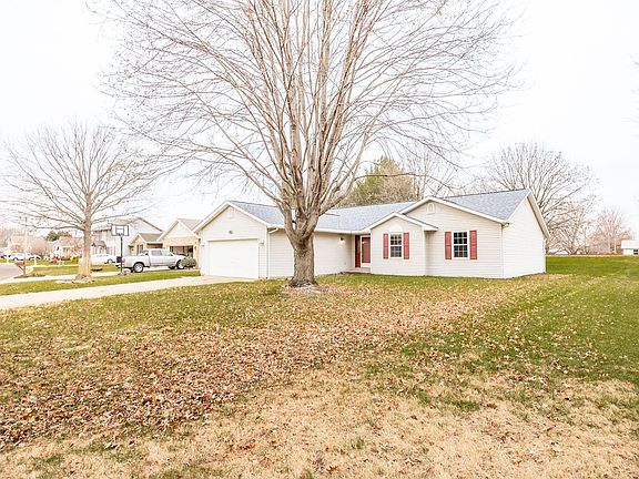 2nd image of 1115 Hackberry Dr
