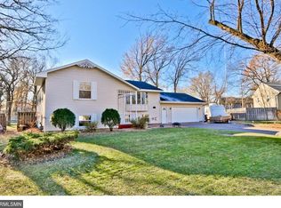 11421 Yates Cir N, Champlin, MN 55316