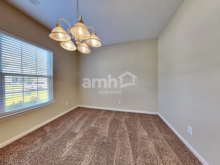 7740 Desoto Dr — Photo 4