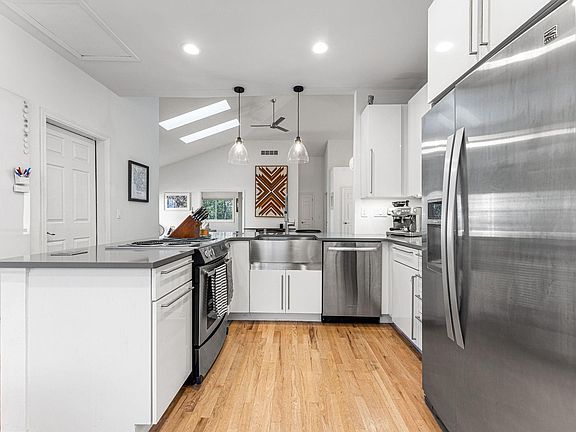 2nd image of 4797 Gibbs Ave