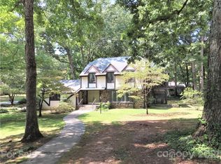 8 Bratton Ave, York, SC 29745