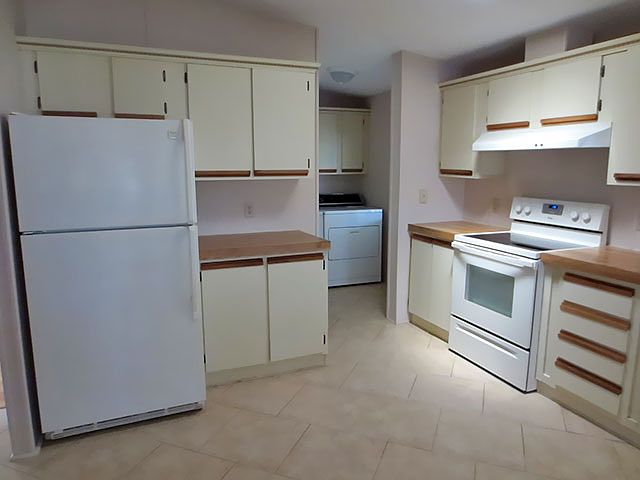 2nd image of 2457 Lakes Of Melbourne Dr