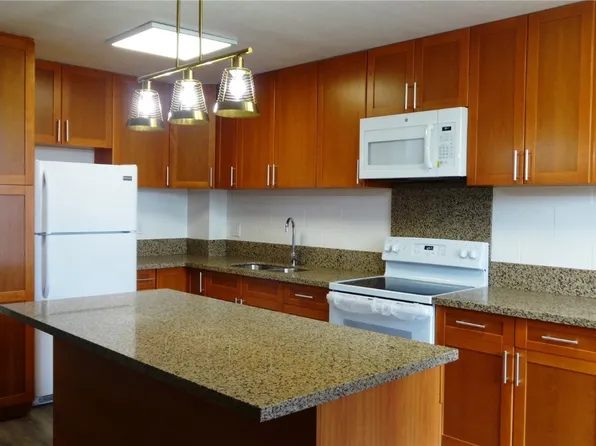 1109 Acacia Rd APT 323, Pearl City, HI 96782