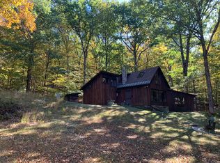 315 Rossway Rd, Pleasant Valley, NY 12569