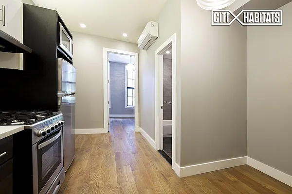 Rented by Citi Habitats | media 44