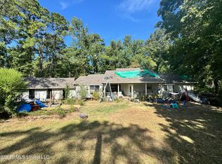 412 Pine Ridge Rd, Florence, MS 39073