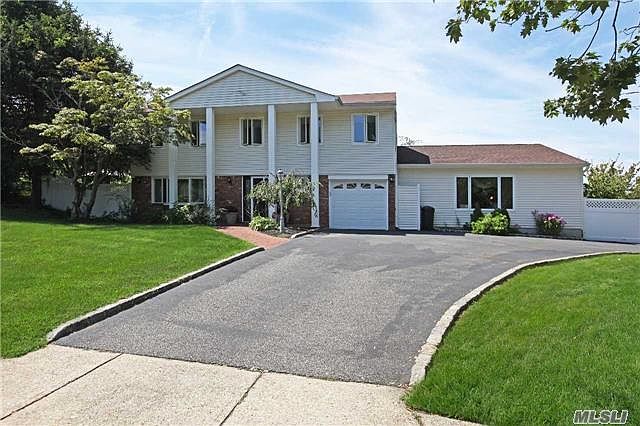 1st image of 58 Grissom Way