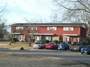 220 Lemont Ave, Hudson, NC 28638